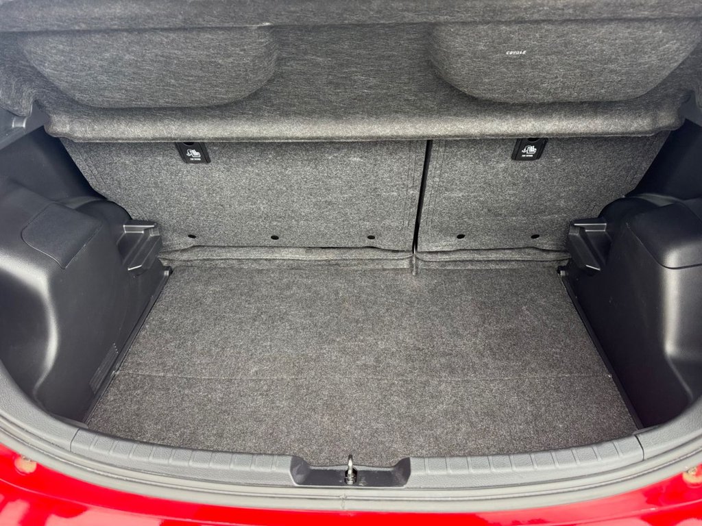 2018 Toyota Yaris — image 19