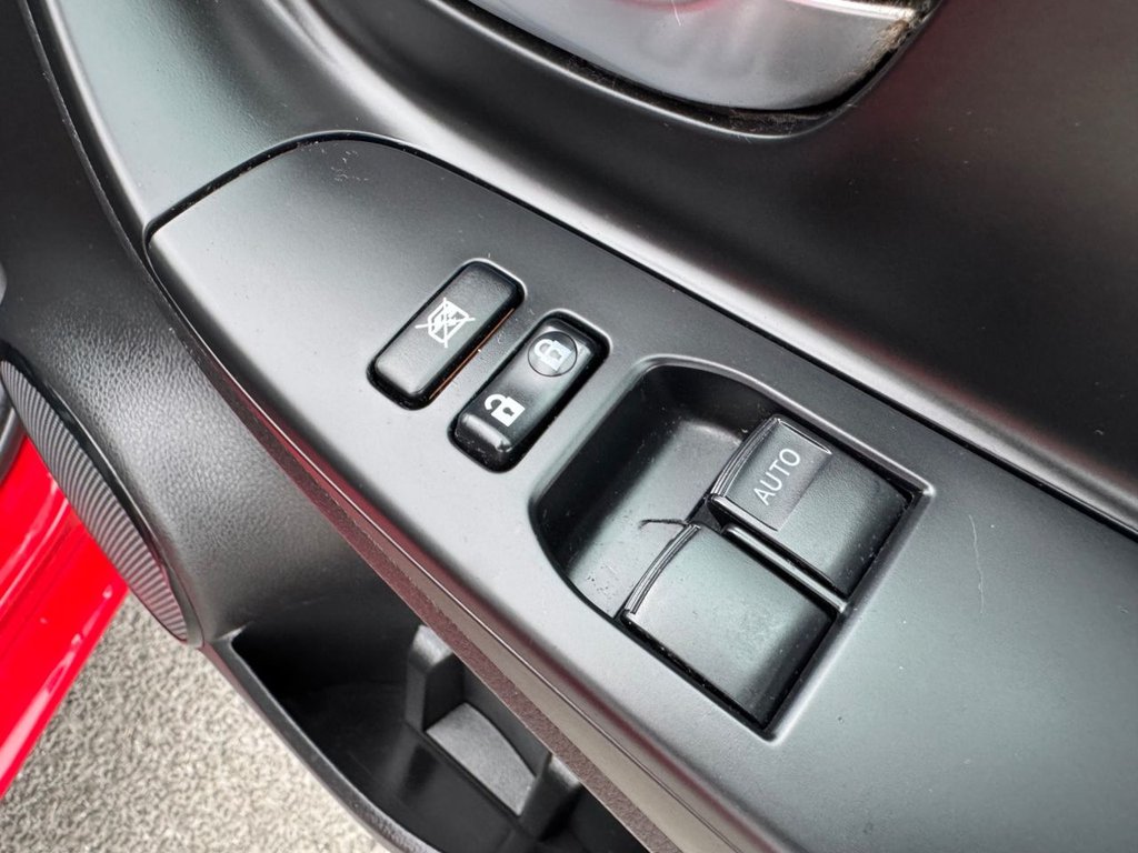 2018 Toyota Yaris — image 36