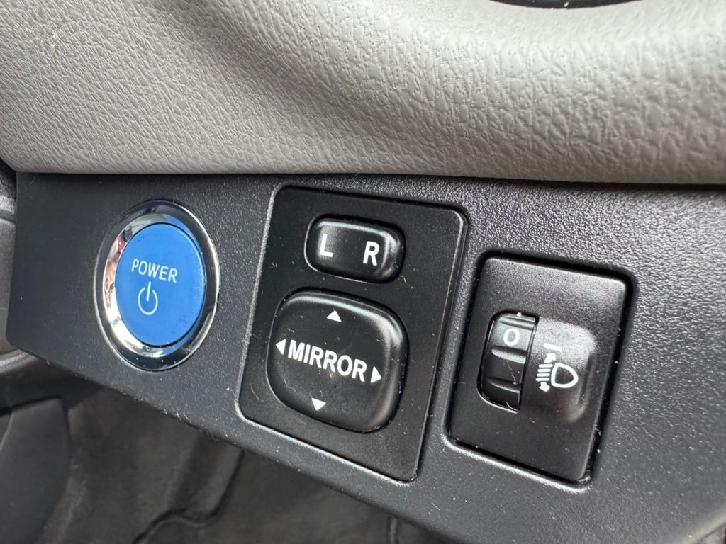 2018 Toyota Yaris — image 37