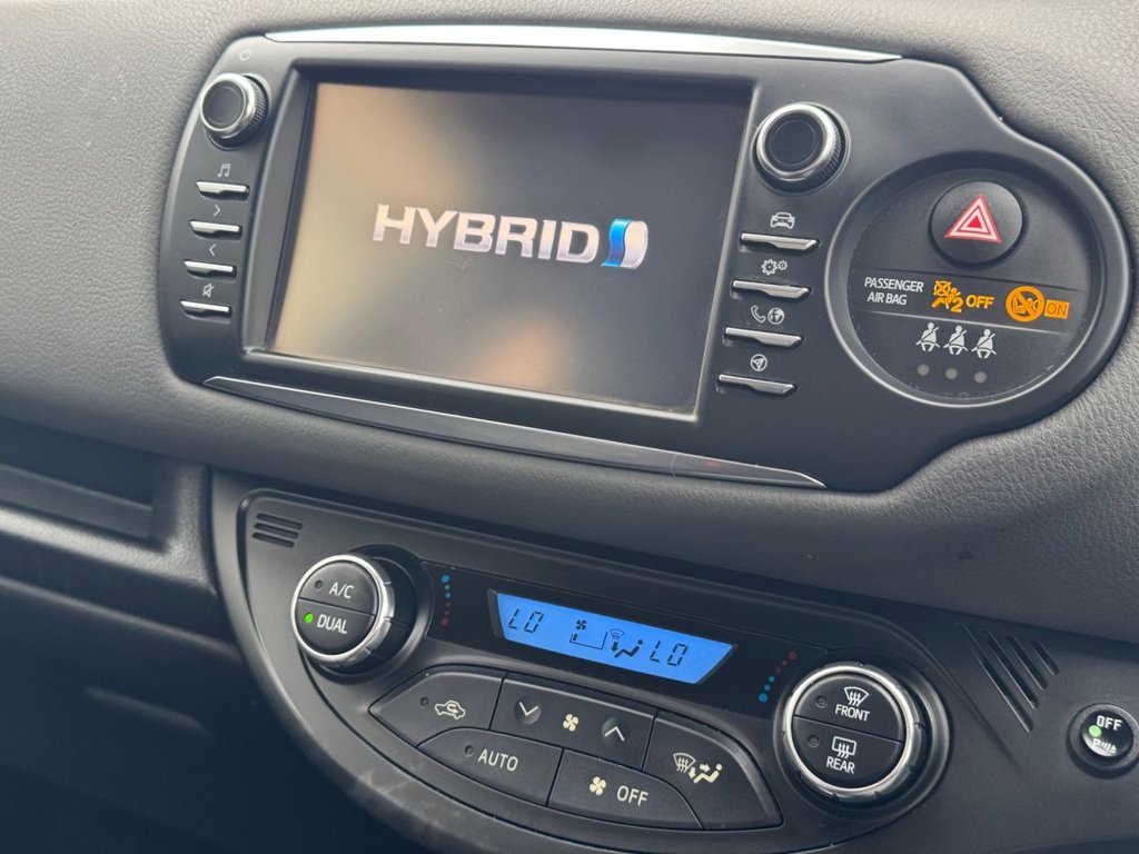 2018 Toyota Yaris — image 32