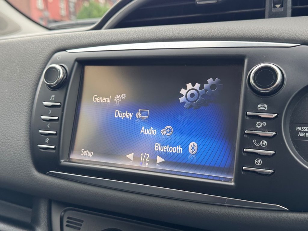 2018 Toyota Yaris — image 34
