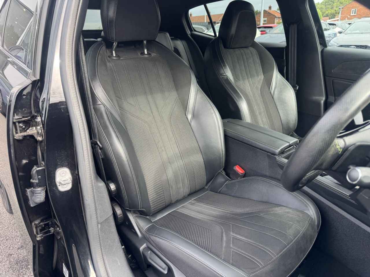2024 PEUGEOT 1.2 PureTech GT Fastback 5dr Petrol EAT Euro 6 (s/s) (130 ps) - vehicle photo 7 for sale on PureCar