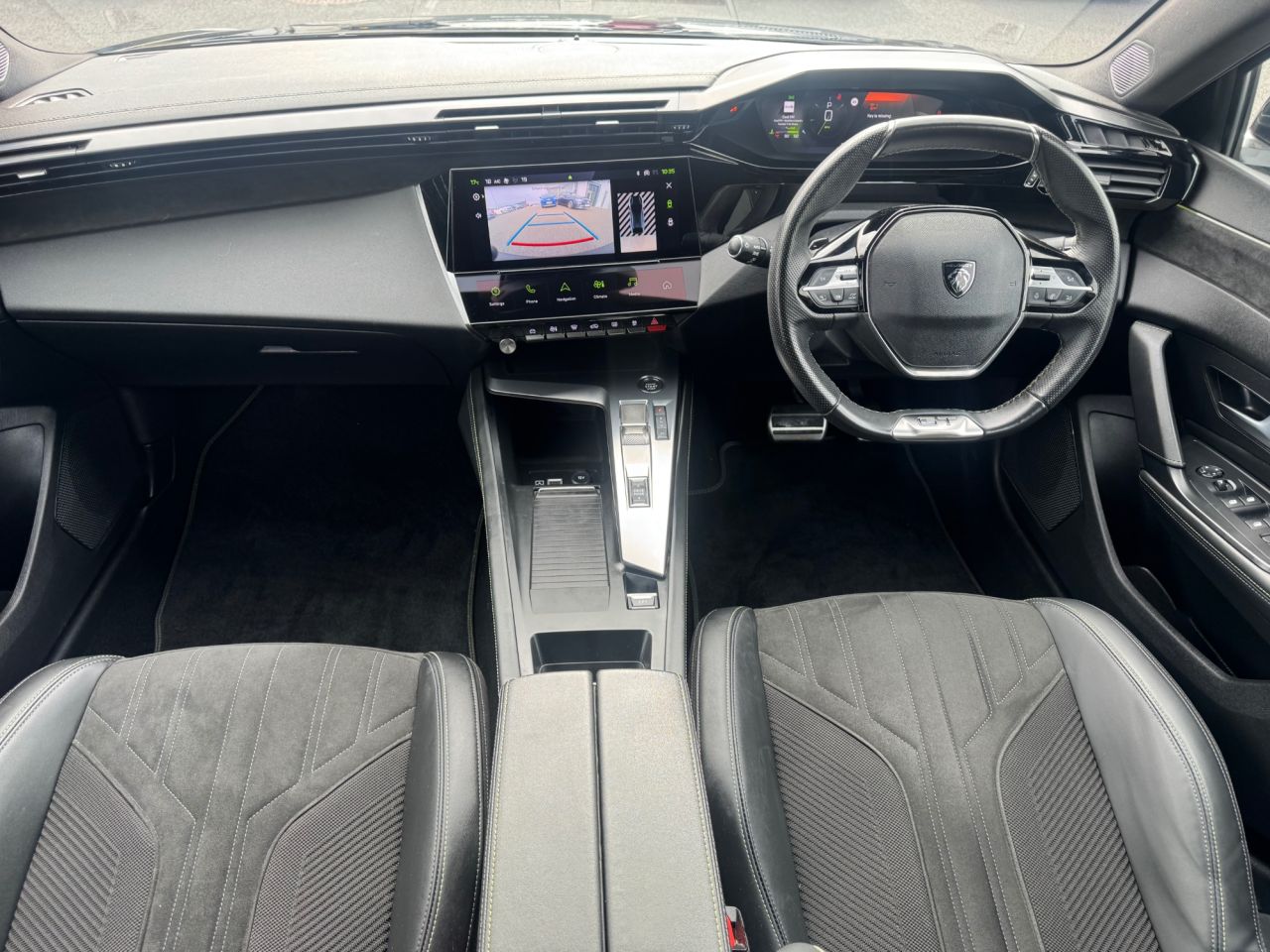 2024 PEUGEOT 1.2 PureTech GT Fastback 5dr Petrol EAT Euro 6 (s/s) (130 ps) - vehicle photo 10 for sale on PureCar
