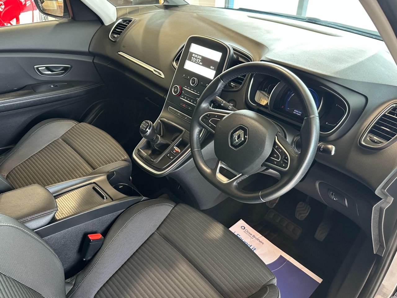 2019 RENAULT GRAND SCENIC 1.3 TCe Iconic MPV 5dr Petrol Manual Euro 6 (s/s) (140 ps) - vehicle photo 14 for sale on PureCar