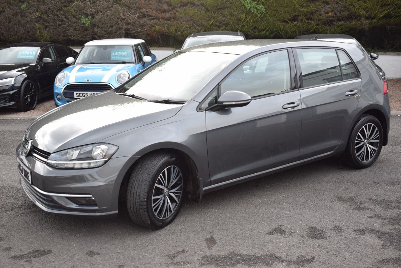 2018 VOLKSWAGEN GOLF 1.0 TSI BlueMotion Tech SE Hatchback 5dr Petrol Manual Euro 6 (s/s) (110 bh - vehicle photo 11 for sale on PureCar