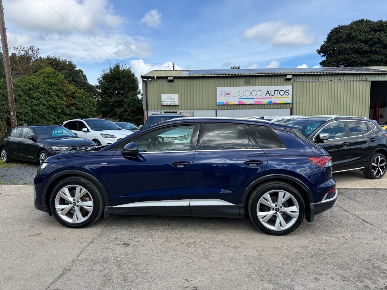 2022 AUDI Q4 E-TRON 40 S line SUV 5dr Electric Auto 82kWh (204 ps) - vehicle photo 2 for sale on PureCar