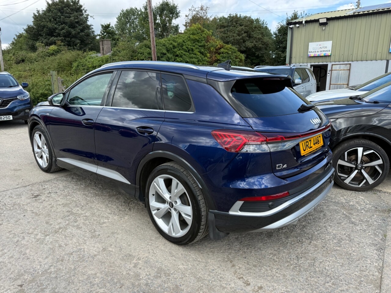 2022 AUDI Q4 E-TRON 40 S line SUV 5dr Electric Auto 82kWh (204 ps) - vehicle photo 3 for sale on PureCar