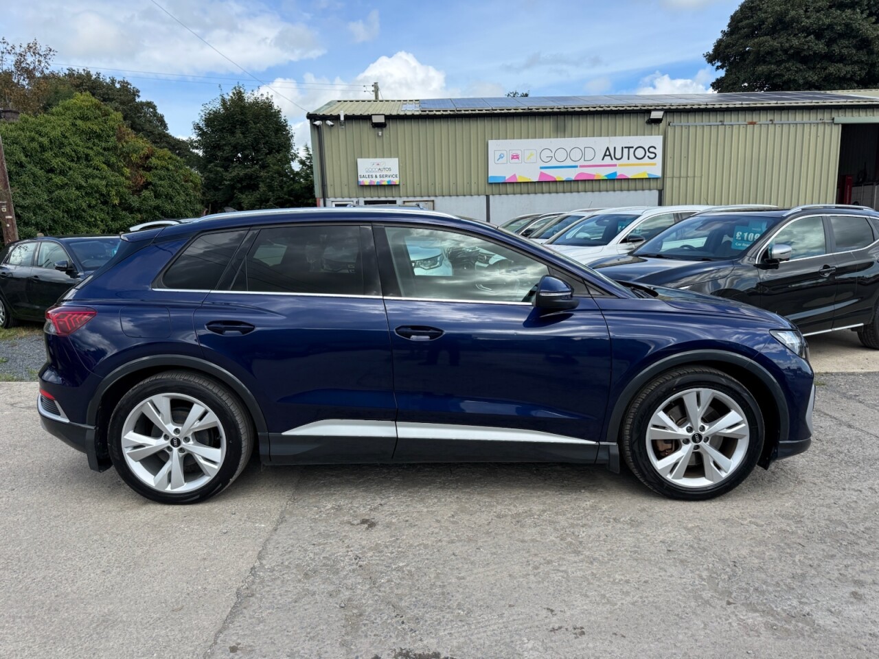 2022 AUDI Q4 E-TRON 40 S line SUV 5dr Electric Auto 82kWh (204 ps) - vehicle photo 8 for sale on PureCar