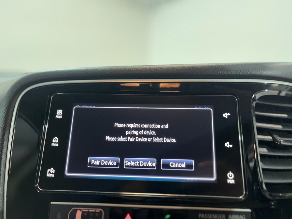 2018 Mitsubishi Outlander — image 7