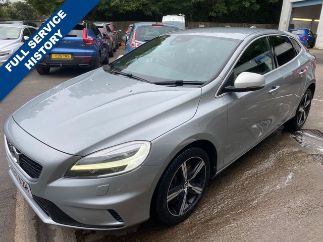 2017 Volvo V40
