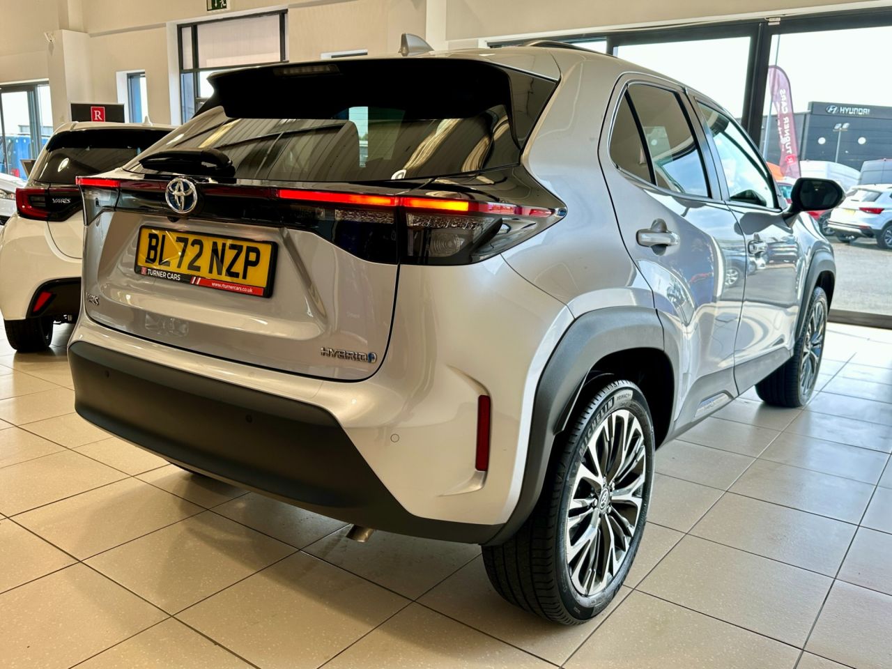 2023 TOYOTA YARIS CROSS 1.5 VVT-h Excel SUV 5dr Petrol Hybrid E-CVT Euro 6 (s/s) (116 ps) - vehicle photo 5 for sale on PureCar