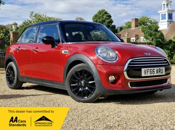 2017 MINI HATCH