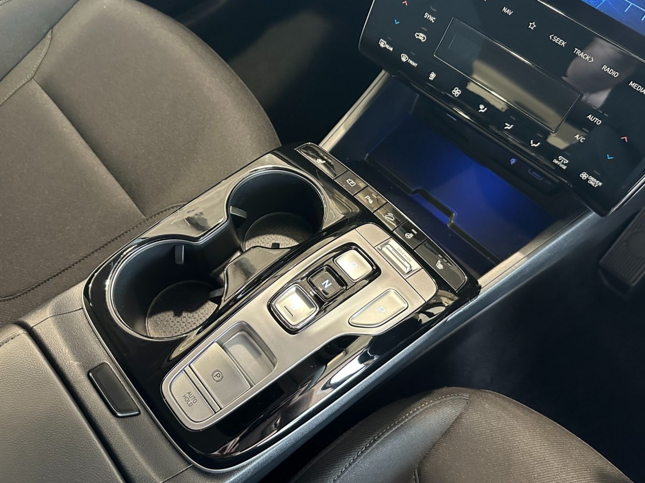 2022 HYUNDAI TUCSON 1.6 h T-GDi Premium SUV 5dr Petrol Hybrid Auto Euro 6 (s/s) (230 ps) - vehicle photo 21 for sale on PureCar
