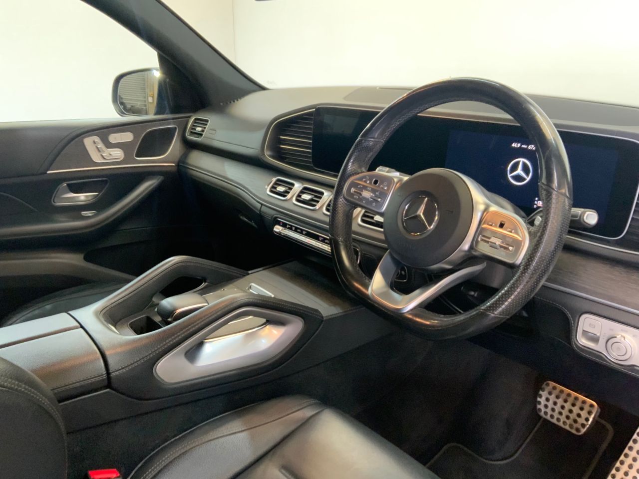 2020 MERCEDES GLE 2.0 GLE300d AMG Line SUV 5dr Diesel G-Tronic 4MATIC Euro 6 (s/s) (245 ps) - vehicle photo 22 for sale on PureCar