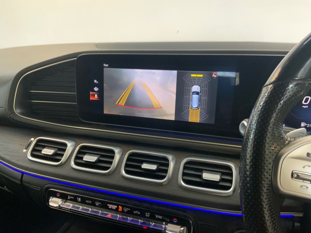 2020 MERCEDES GLE 2.0 GLE300d AMG Line SUV 5dr Diesel G-Tronic 4MATIC Euro 6 (s/s) (245 ps) - vehicle photo 30 for sale on PureCar