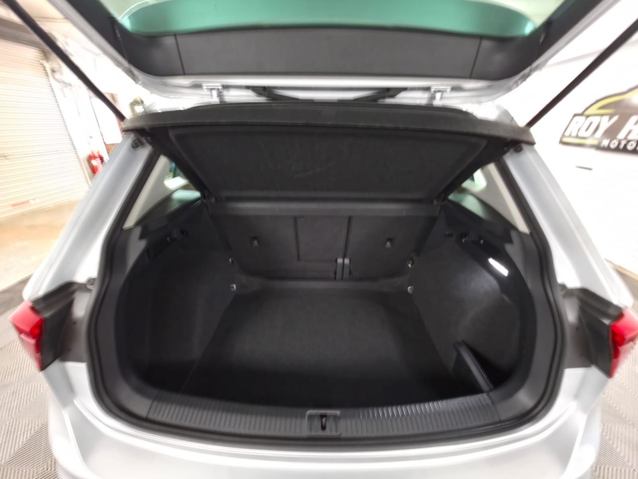 2023 VOLKSWAGEN TIGUAN 1.5 TSI Life SUV 5dr Petrol DSG Euro 6 (s/s) (150 ps) 1 Owner from new ! - vehicle photo 16 for sale on PureCar