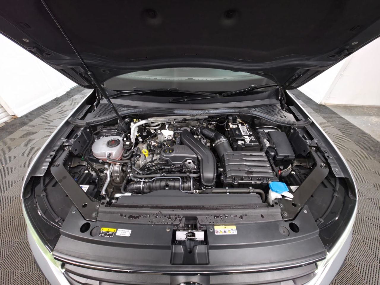 2023 VOLKSWAGEN TIGUAN 1.5 TSI Life SUV 5dr Petrol DSG Euro 6 (s/s) (150 ps) 1 Owner from new ! - vehicle photo 26 for sale on PureCar
