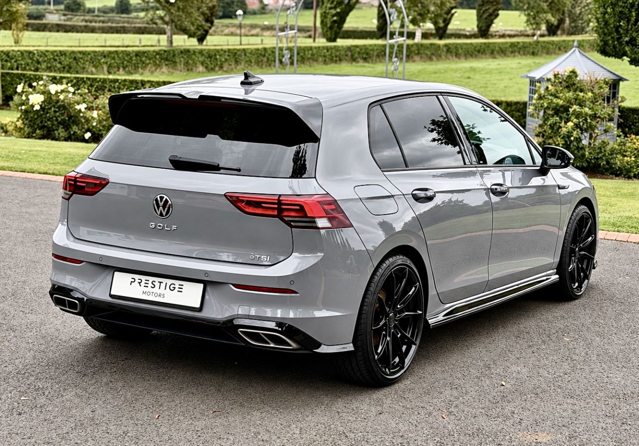 2021 VOLKSWAGEN GOLF 1.5 eTSI MHEV R-Line Hatchback 5dr Petrol Hybrid DSG Euro 6 (s/s) (150 ps) - vehicle photo 5 for sale on PureCar
