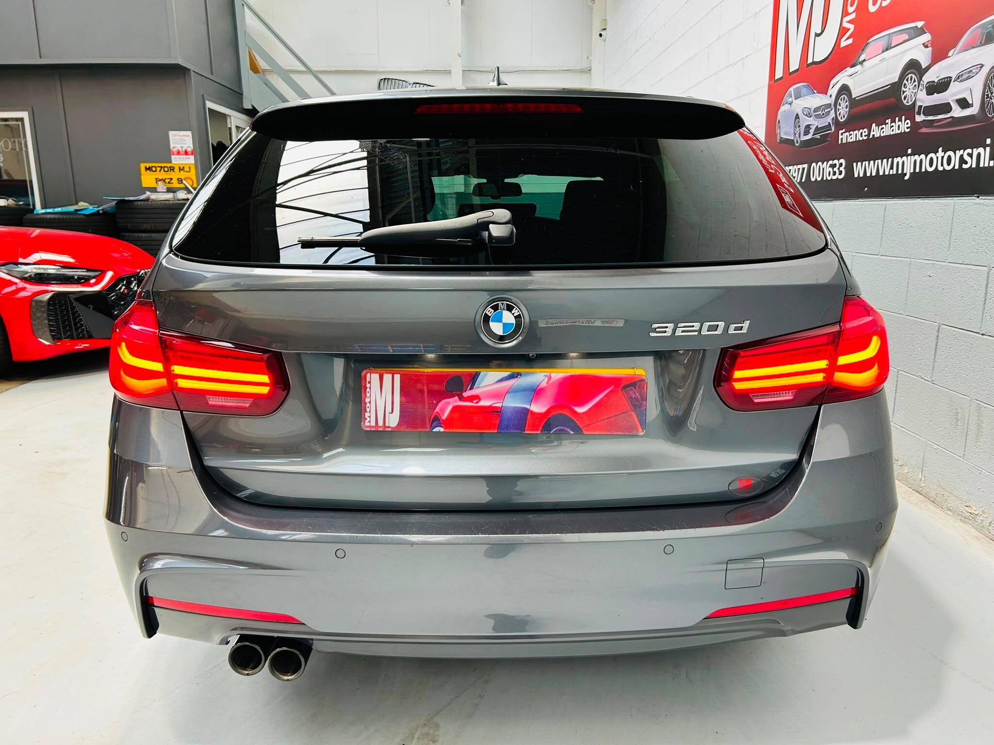 2018 BMW 3 SERIES 2.0 320d M Sport Shadow Edition Touring Auto Euro 6 (s/s) 5dr - vehicle photo 16 for sale on PureCar