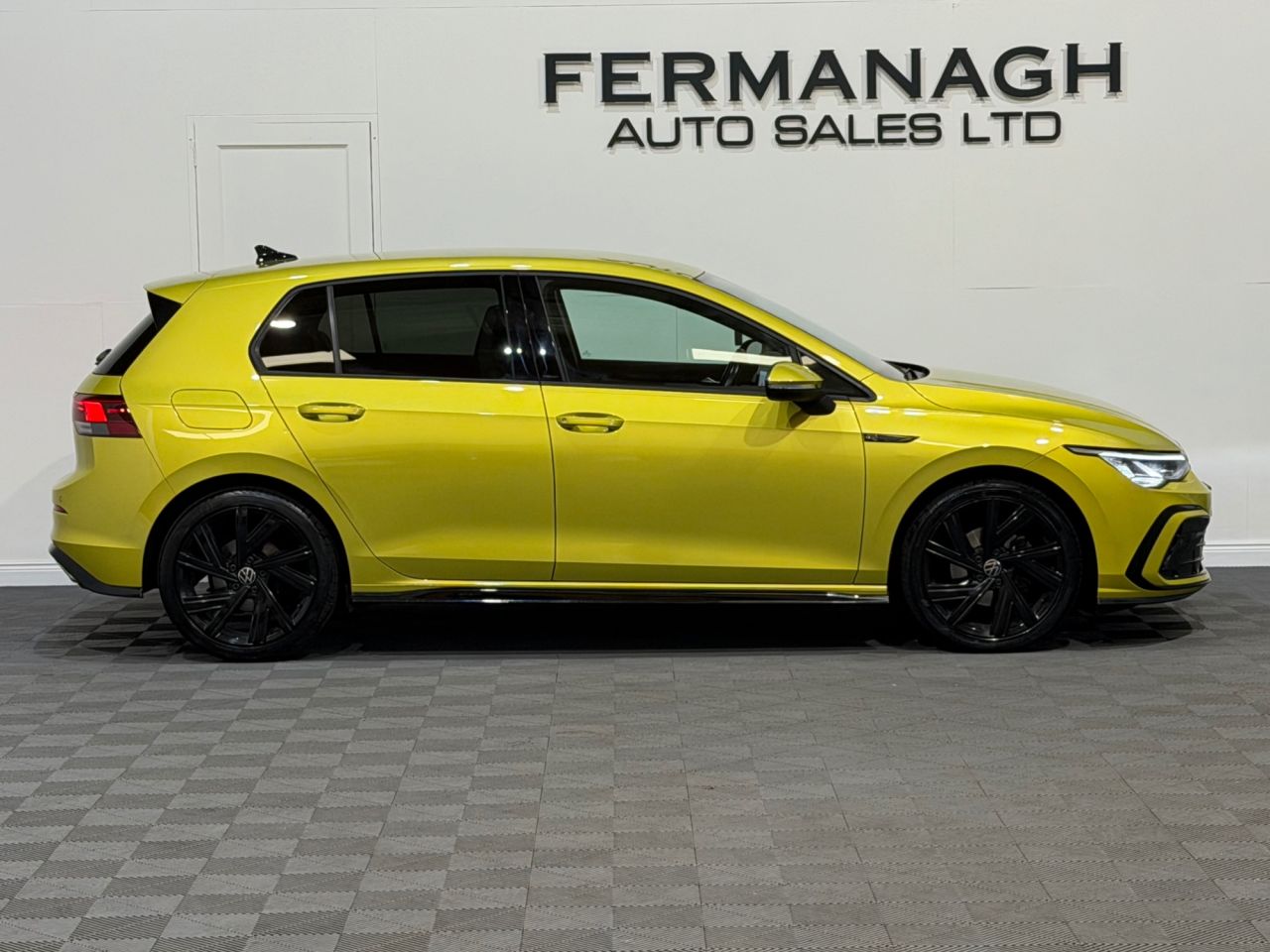 2021 VOLKSWAGEN GOLF 2.0 TDI R-Line Hatchback 5dr Diesel DSG Euro 6 (s/s) (150 ps) - vehicle photo 2 for sale on PureCar