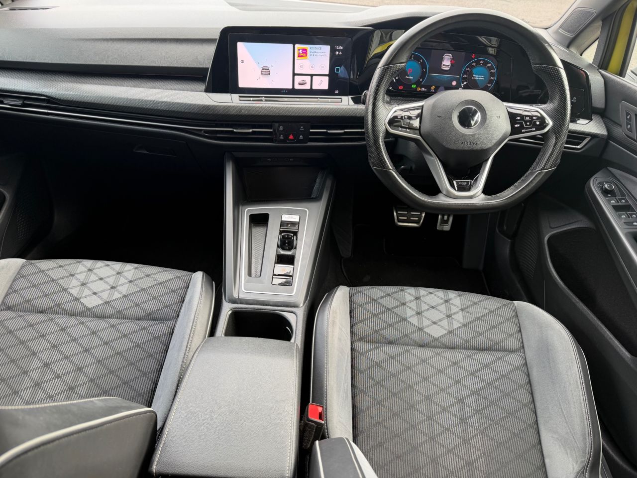 2021 VOLKSWAGEN GOLF 2.0 TDI R-Line Hatchback 5dr Diesel DSG Euro 6 (s/s) (150 ps) - vehicle photo 10 for sale on PureCar