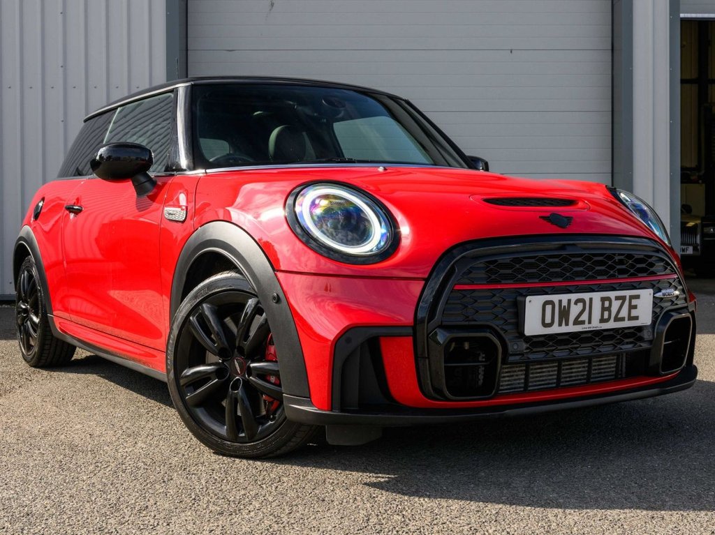 2021 MINI HATCH