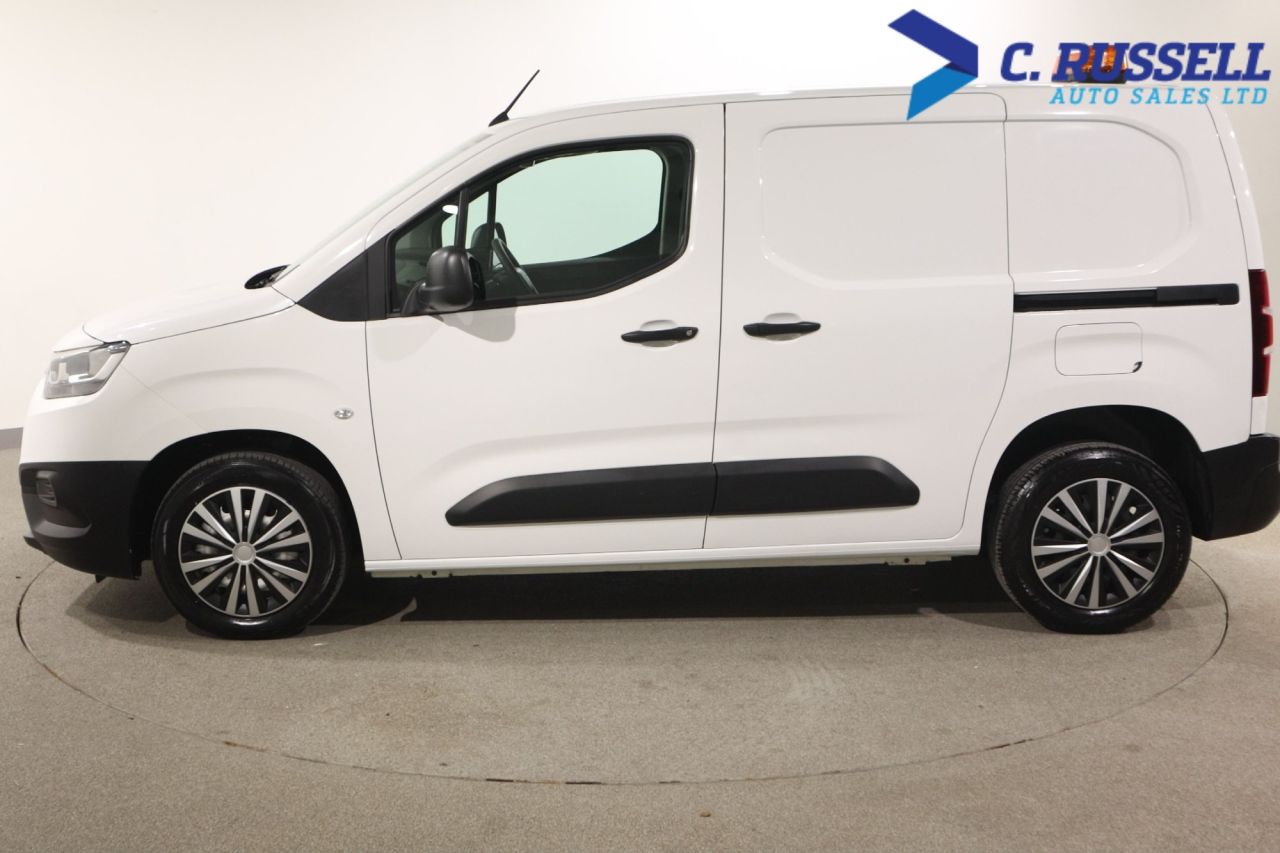 2022 TOYOTA PROACE CITY 1.5 BlueHDi Active Short Panel Van 5dr Diesel Manual SWB Euro 6 (s/s) (100 - vehicle photo 15 for sale on PureCar