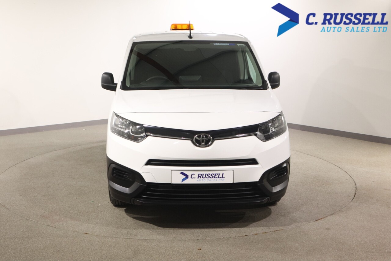 2022 TOYOTA PROACE CITY 1.5 BlueHDi Active Short Panel Van 5dr Diesel Manual SWB Euro 6 (s/s) (100 - vehicle photo 4 for sale on PureCar