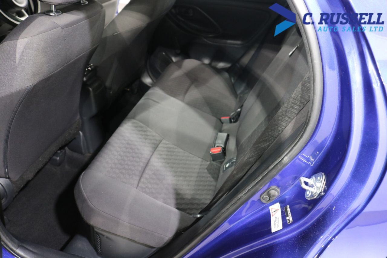 2023 TOYOTA YARIS 1.5 VVT-h Icon Hatchback 5dr Petrol Hybrid E-CVT Euro 6 (s/s) (116 ps) - vehicle photo 25 for sale on PureCar