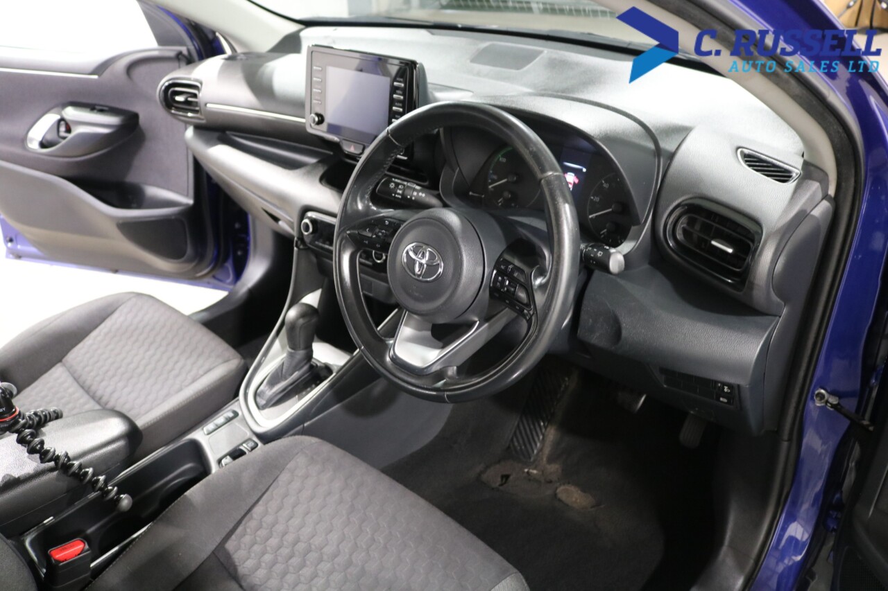 2023 TOYOTA YARIS 1.5 VVT-h Icon Hatchback 5dr Petrol Hybrid E-CVT Euro 6 (s/s) (116 ps) - vehicle photo 30 for sale on PureCar