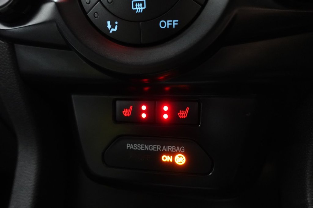 2016 Ford EcoSport — image 25