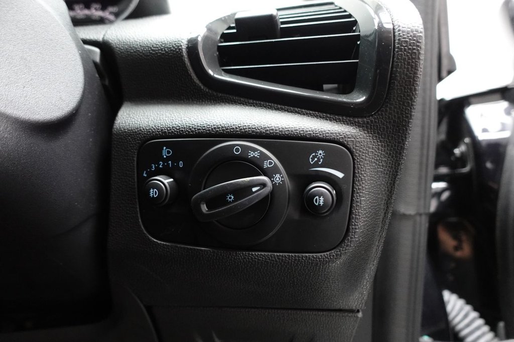 2016 Ford EcoSport — image 29