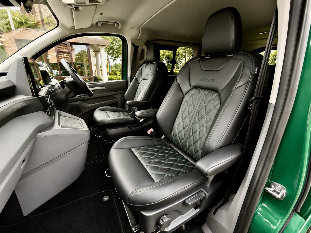 2026 VOLKSWAGEN TRANSPORTER 2l Auto 168 BHP - vehicle photo 10 for sale on PureCar