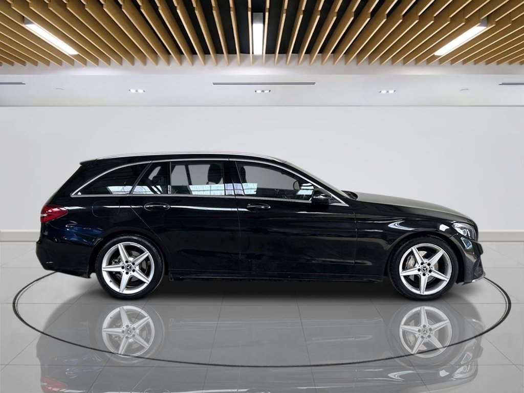 2017 Mercedes-Benz C-Class — image 7