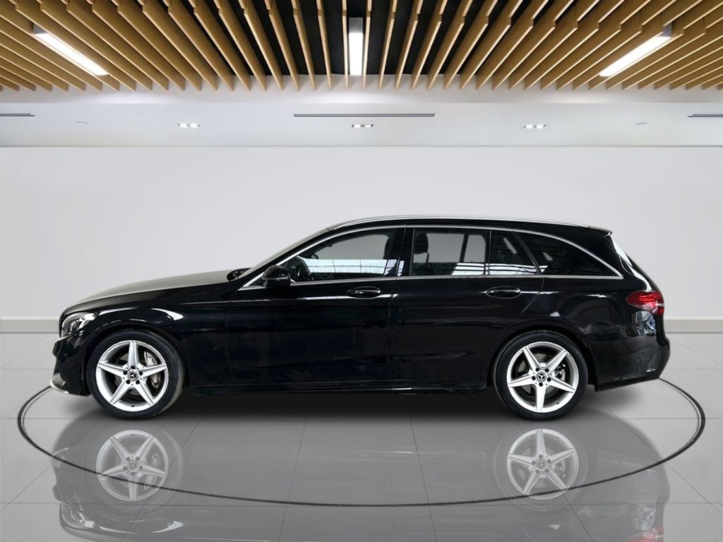 2017 Mercedes-Benz C-Class — image 4