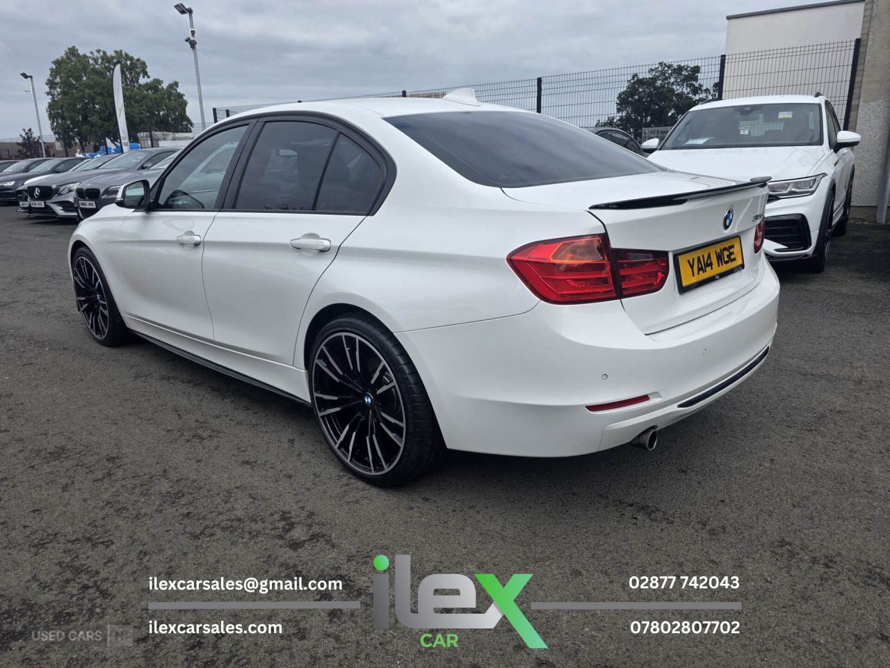2014 BMW 3 SERIES 2.0 318d Sport Saloon 4dr Diesel Manual Euro 5 (s/s) (143 ps) - vehicle photo 5 for sale on PureCar