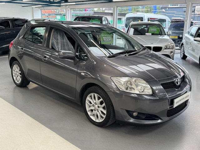 2007 Toyota AURIS