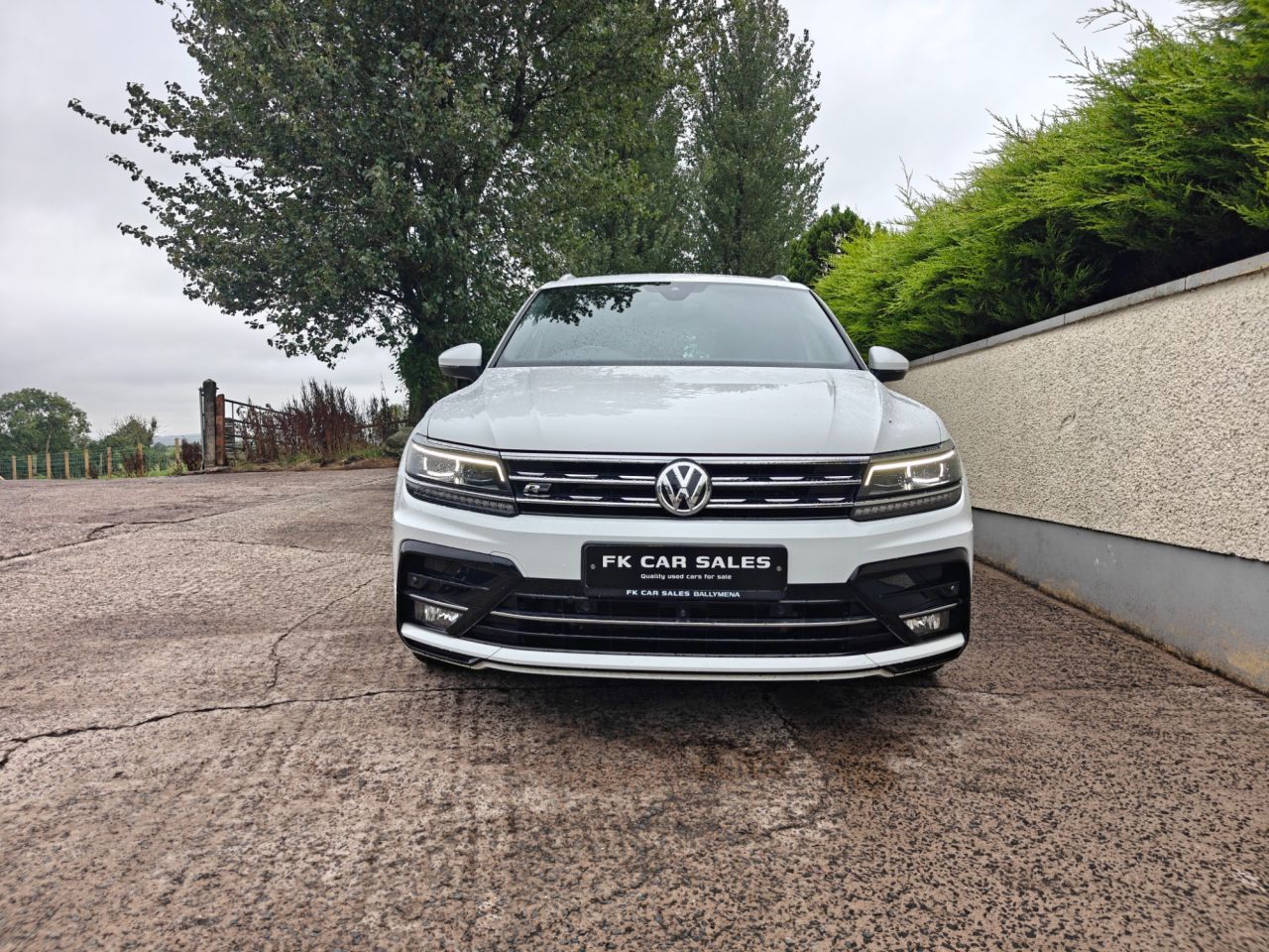 2020 VOLKSWAGEN TIGUAN 2.0 TDI R-Line Tech SUV 5dr Diesel DSG 4Motion Euro 6 (s/s) (150 ps) - vehicle photo 2 for sale on PureCar