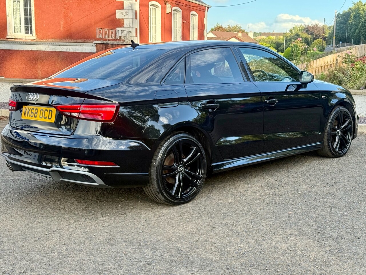 2019 AUDI A3 1.5 TFSI CoD 35 S line Saloon 4dr Petrol Manual Euro 6 (s/s) (150 ps) - vehicle photo 3 for sale on PureCar