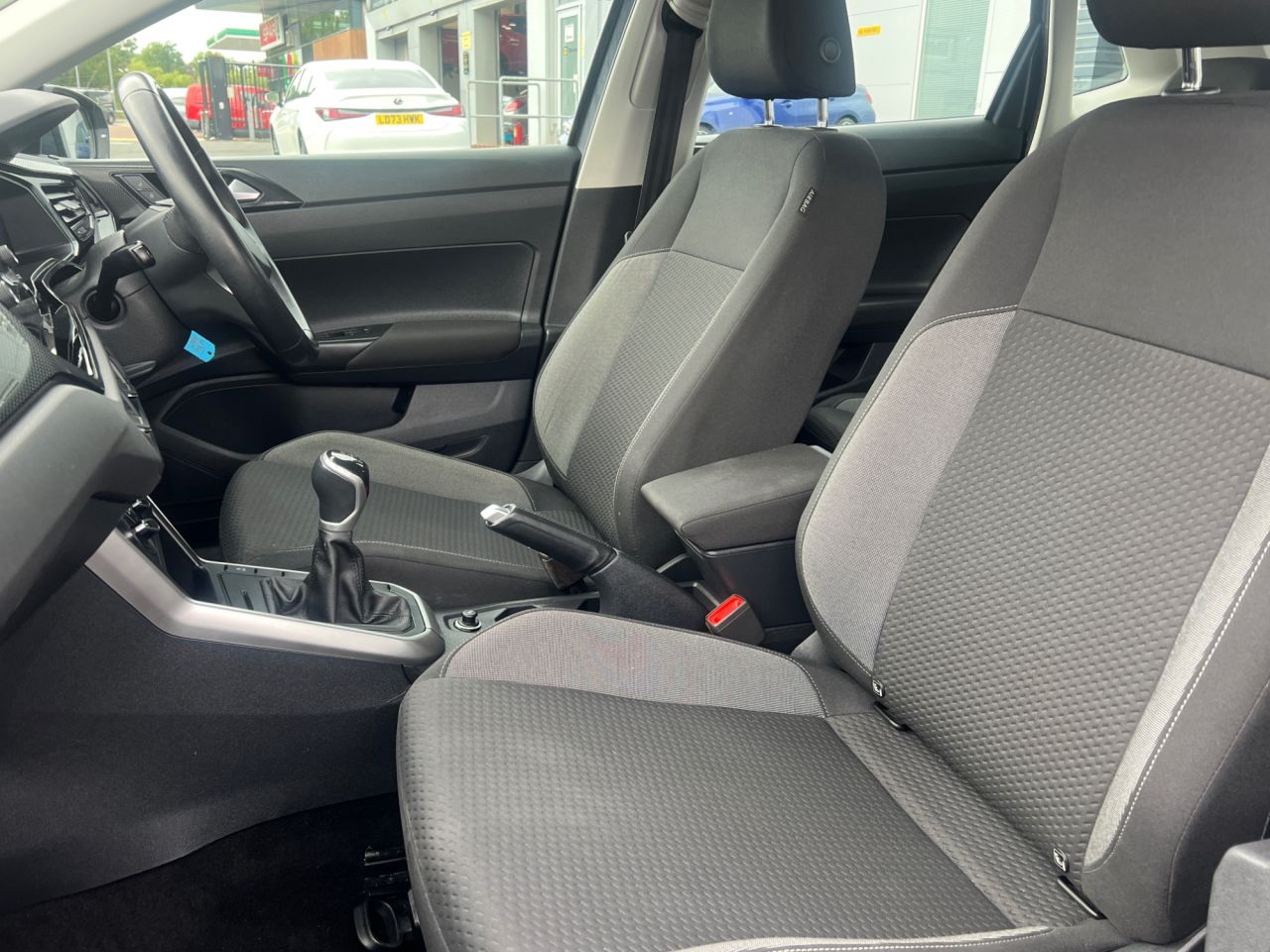 2022 VOLKSWAGEN POLO 1.0 TSI Life Hatchback 5dr Petrol Manual Euro 6 (s/s) (95 ps) - vehicle photo 9 for sale on PureCar