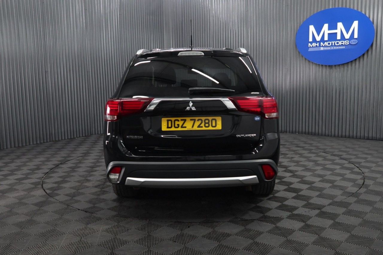 2016 MITSUBISHI OUTLANDER 2.2 DI-D GX4 SUV 5dr Diesel Manual 4WD Euro 6 (s/s) (147 ps) LONG MOT / FUL - vehicle photo 6 for sale on PureCar