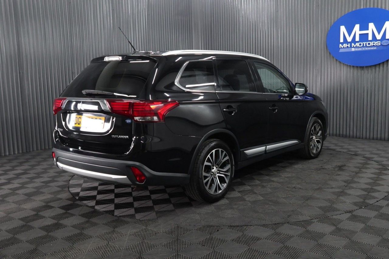 2016 MITSUBISHI OUTLANDER 2.2 DI-D GX4 SUV 5dr Diesel Manual 4WD Euro 6 (s/s) (147 ps) LONG MOT / FUL - vehicle photo 7 for sale on PureCar