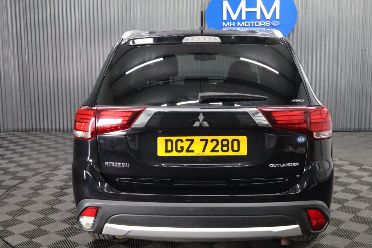 2016 MITSUBISHI OUTLANDER 2.2 DI-D GX4 SUV 5dr Diesel Manual 4WD Euro 6 (s/s) (147 ps) LONG MOT / FUL - vehicle photo 12 for sale on PureCar
