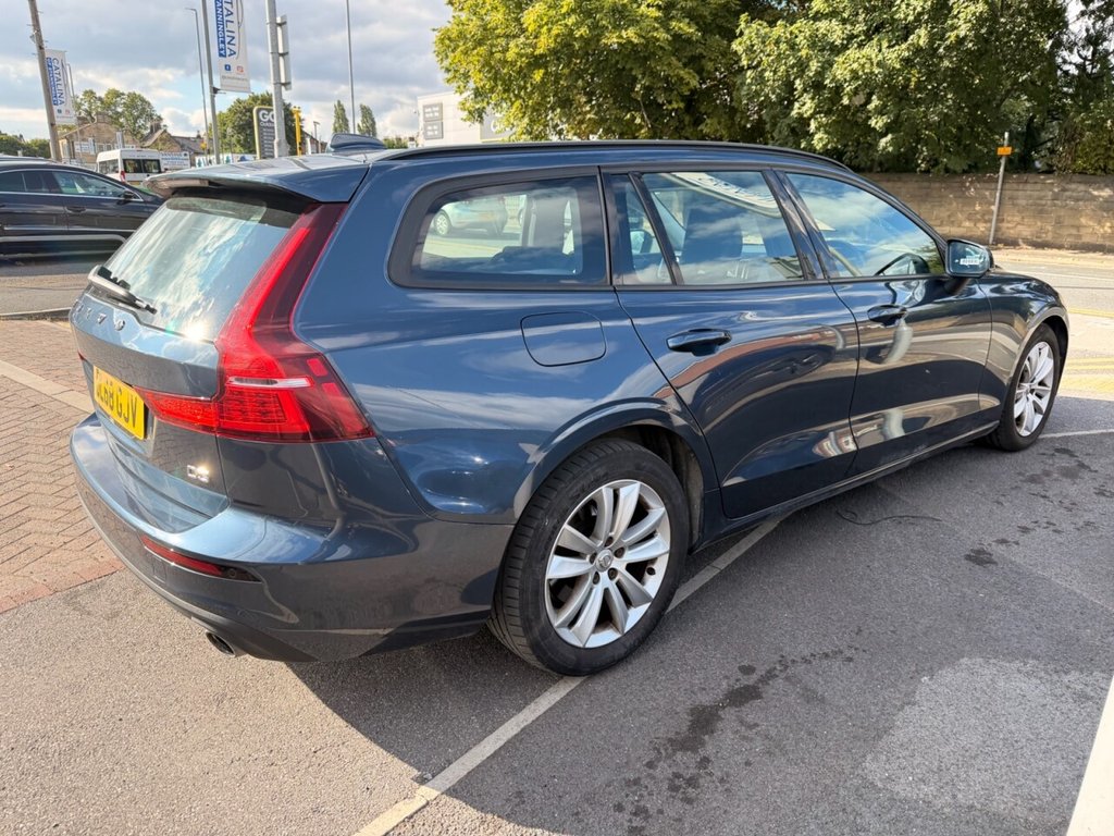 2019 Volvo V60 — image 5
