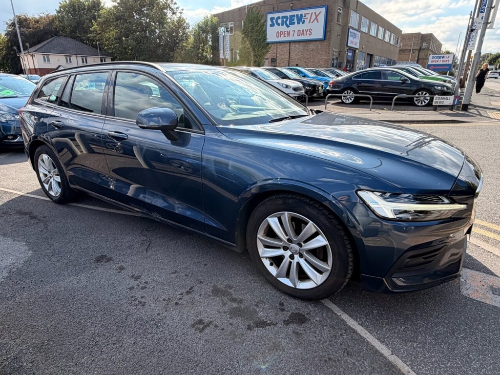 2019 Volvo V60 — image 6