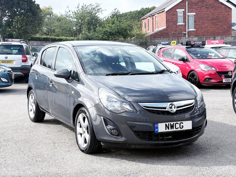 2014 Vauxhall Corsa in grey — photo 1 of 16