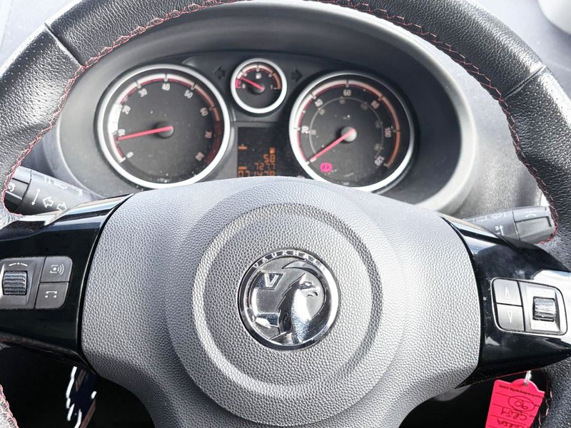 2014 Vauxhall Corsa in grey — photo 13 of 16