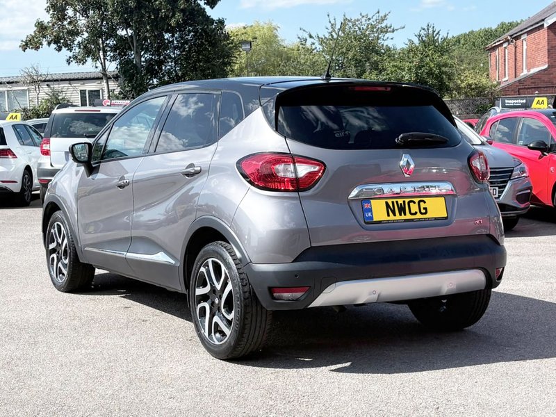 2015 Renault Captur in grey — photo 5 of 19