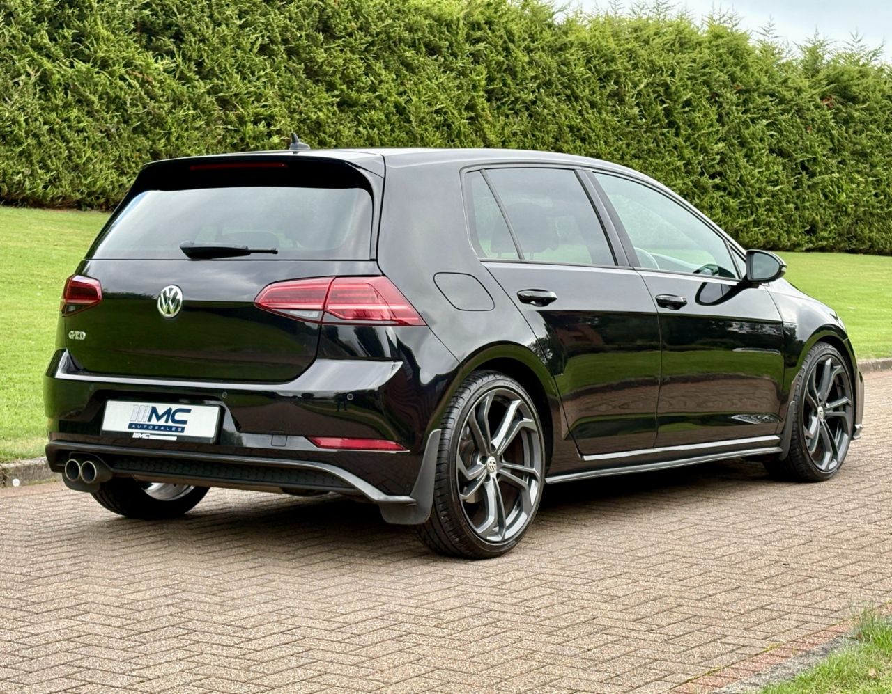 2018 VOLKSWAGEN GOLF 2.0 TDI GTD Hatchback 5dr Diesel DSG Euro 6 (s/s) (184 ps) - vehicle photo 3 for sale on PureCar