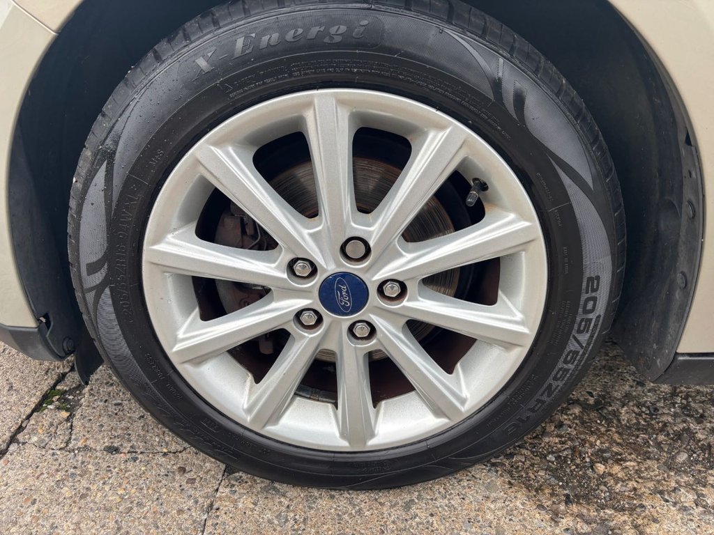 2015 Ford Focus — image 28
